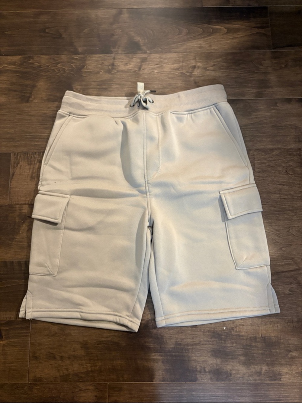 Men's Cream Cargo Shorts with Drawstring Waist